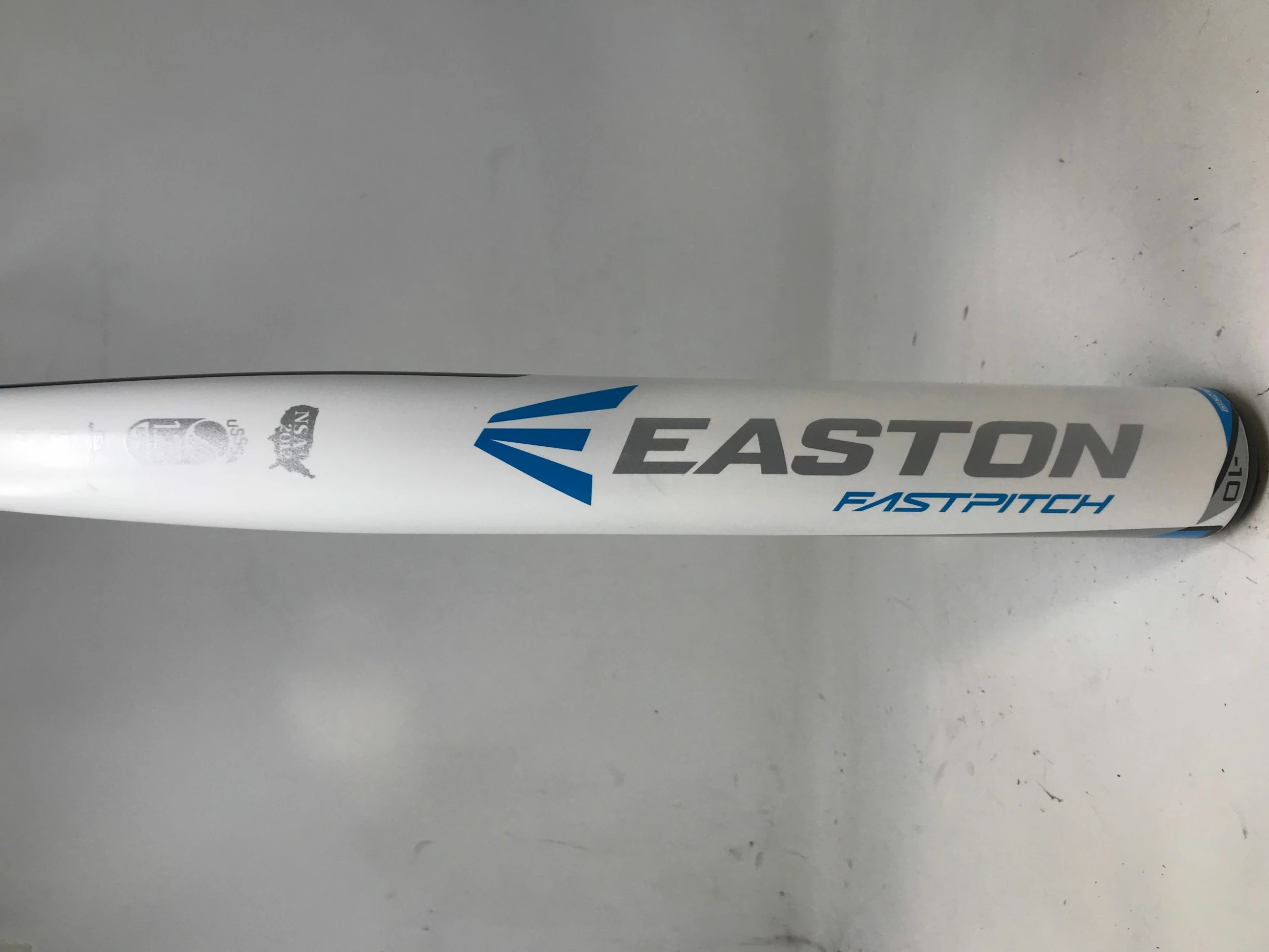 Used Easton Mako FP16MK10 33/23 Fastpitch Softball Bat 2 1/4" 2016 (-10) - Image 2