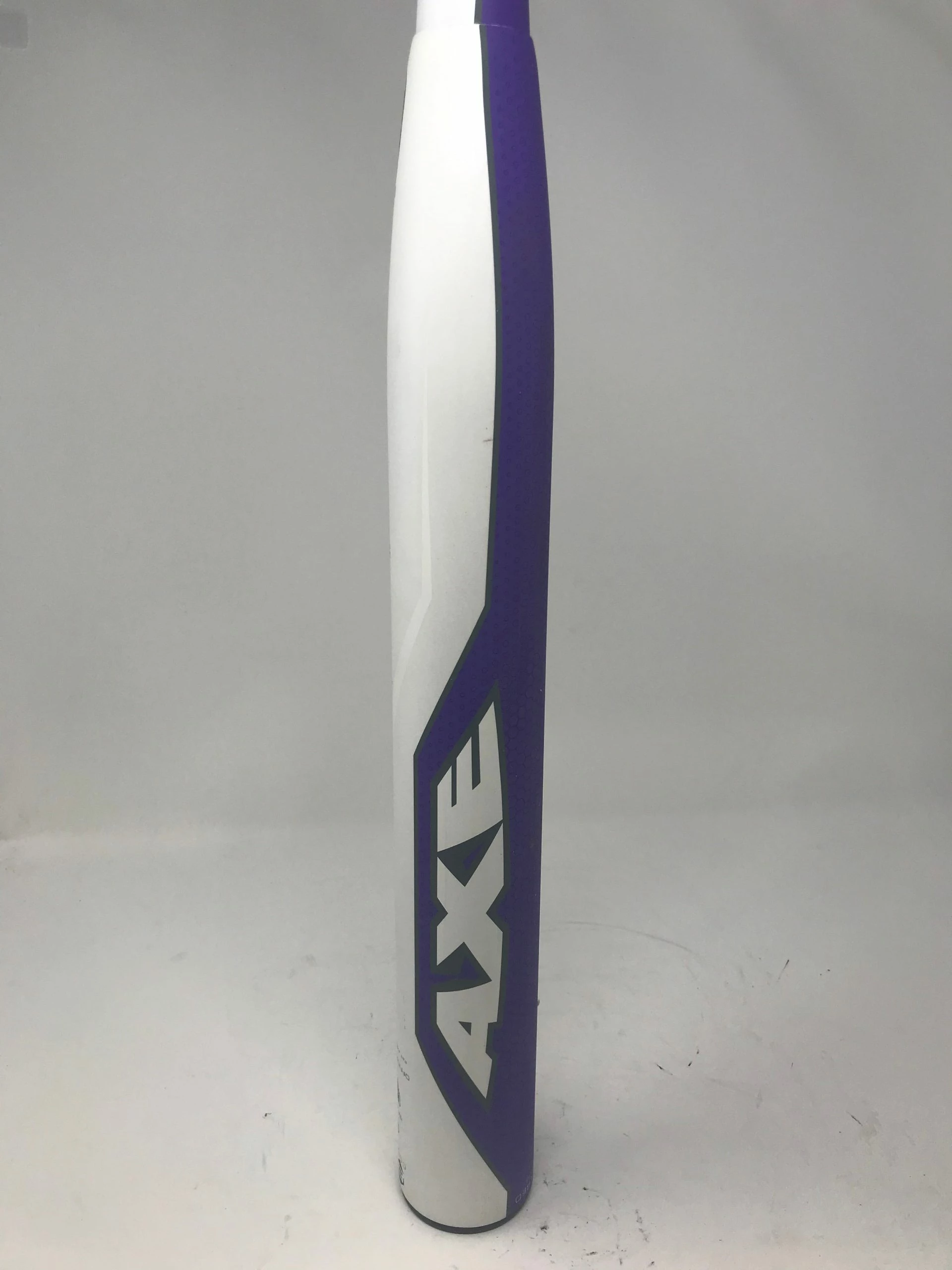 Used Axe L169F 34/23 Avenge Lite 2 1/4 Barrel 2018 Fastpitch Softball Bat -11