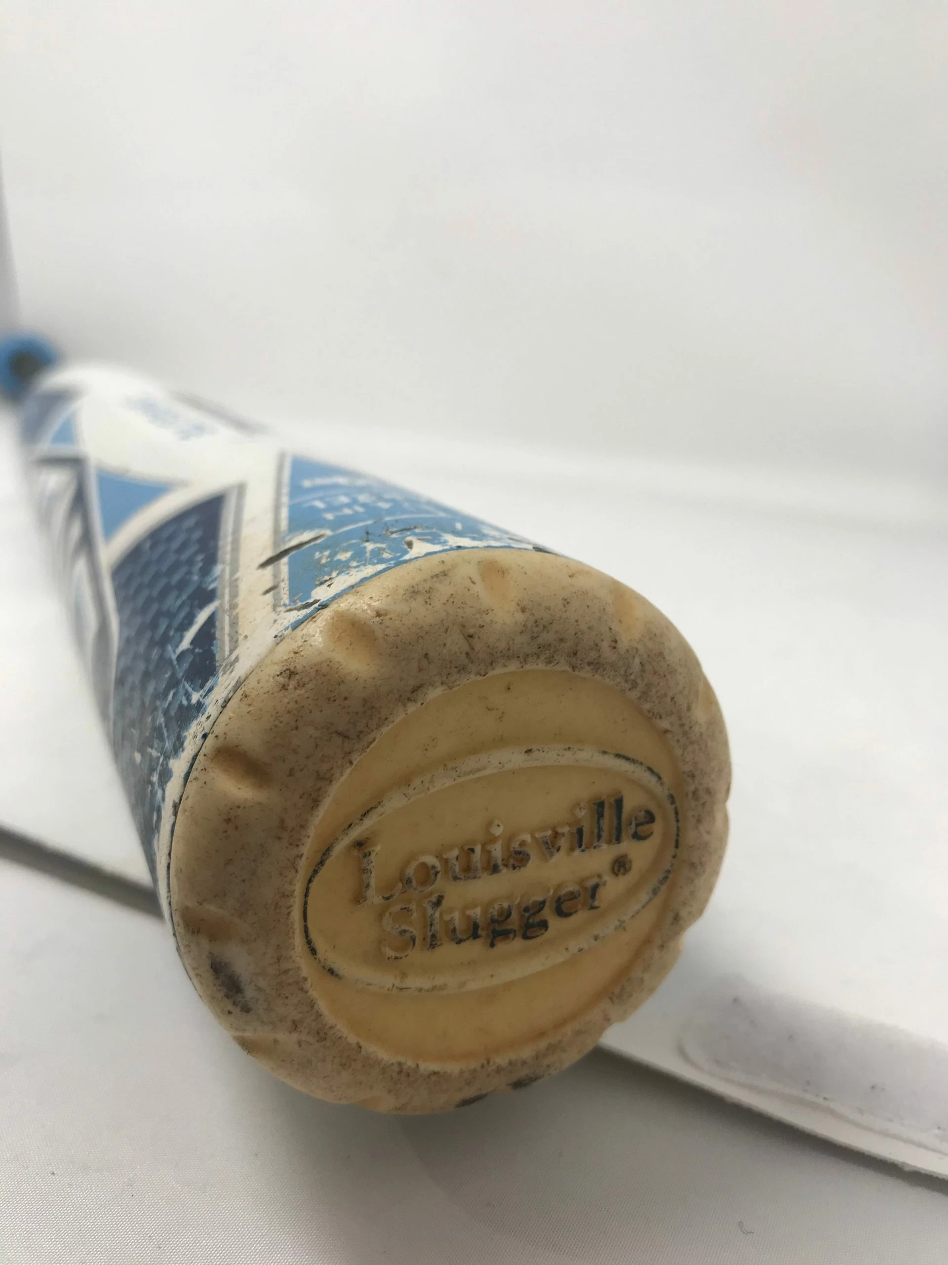 Used, Louisville Slugger FP13X 33/23 Xeno Fastpitch Softball Bat Composite 2 1/4" - Image 4