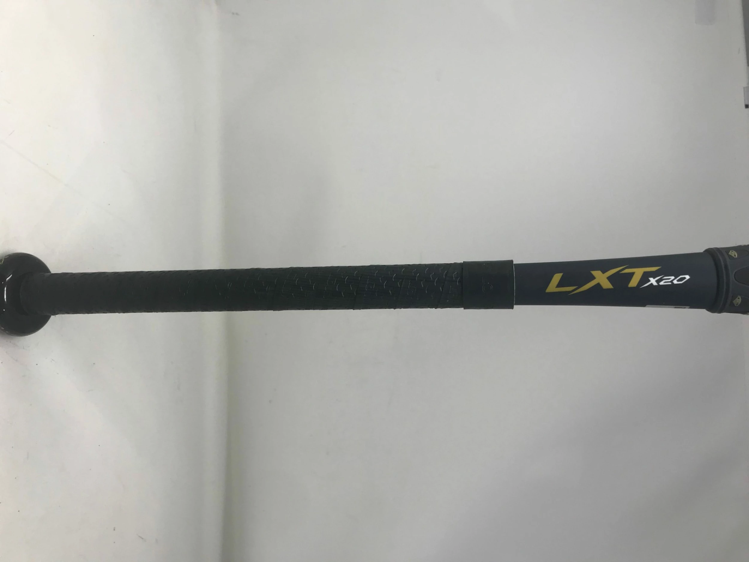 Used Louisville Slugger 29/18 2020 LXT (-11) Fastpitch Softball Bat 2 1/4" - Image 3
