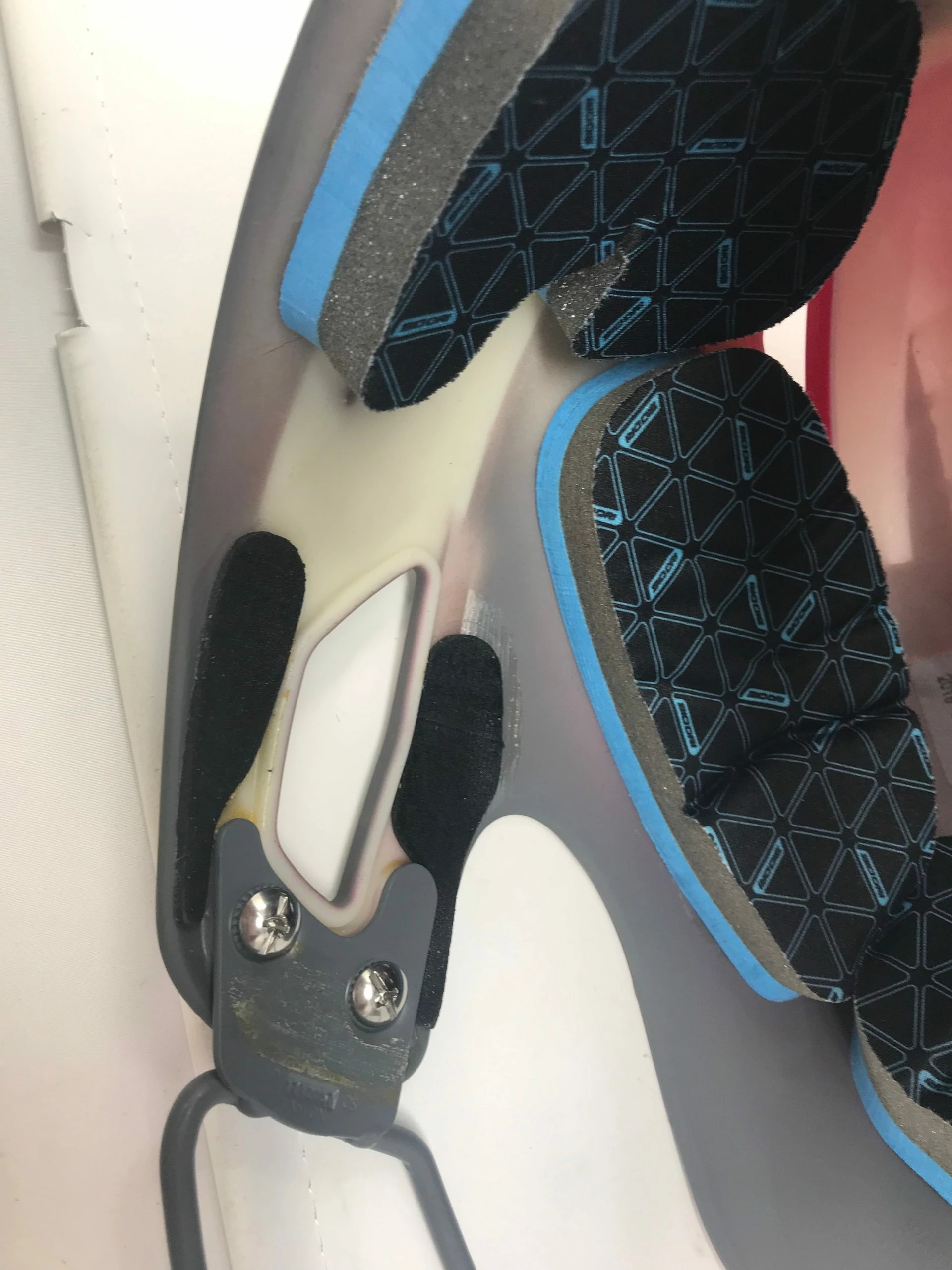 New Other Easton Prowess Fastpitch Softball Helmet Two Tone M/L Mask Matte Red/Gray - Image 2