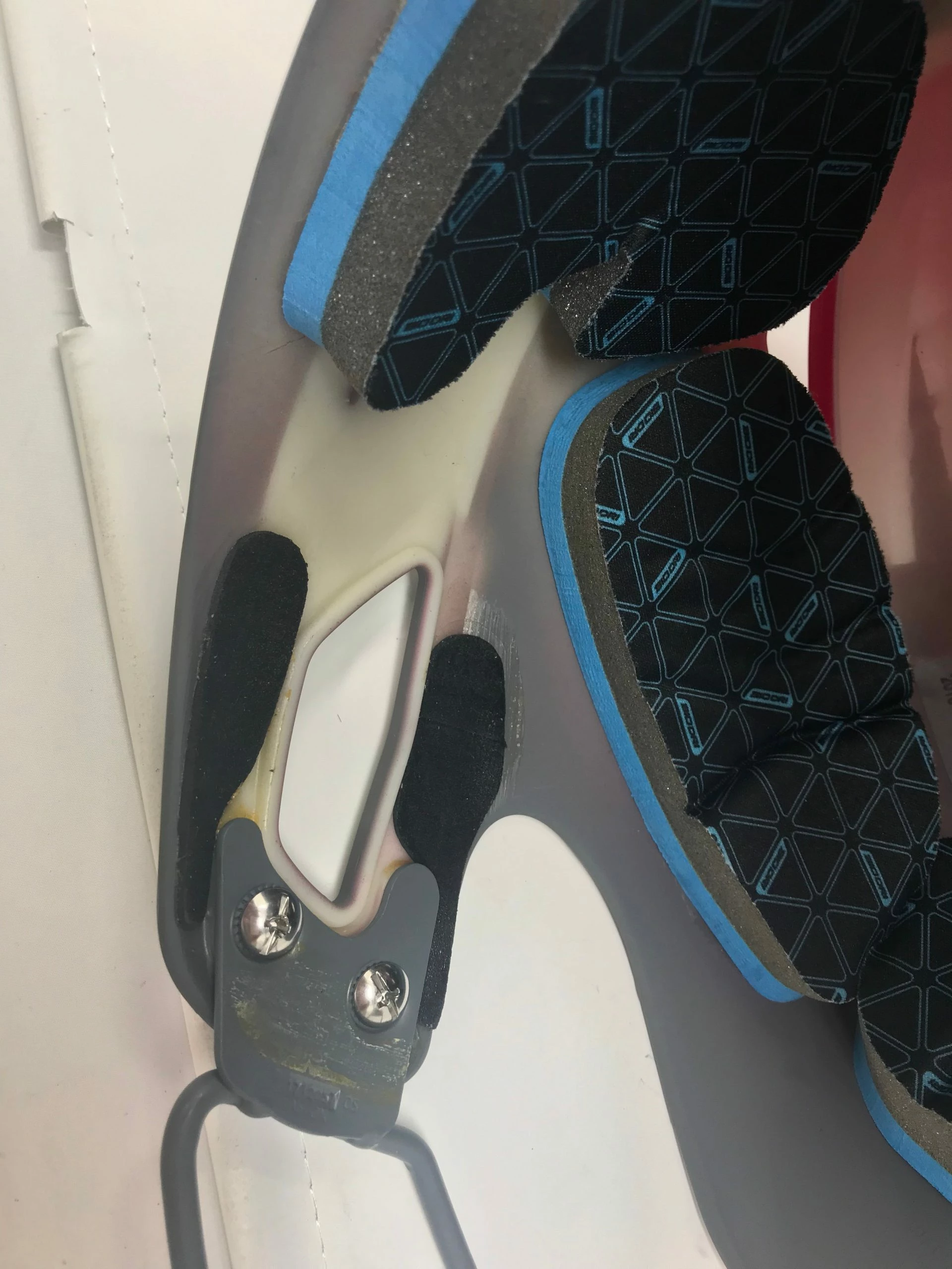 New Other Easton Prowess Fastpitch Softball Helmet Two Tone M/L Mask Matte Red/Gray - Image 3