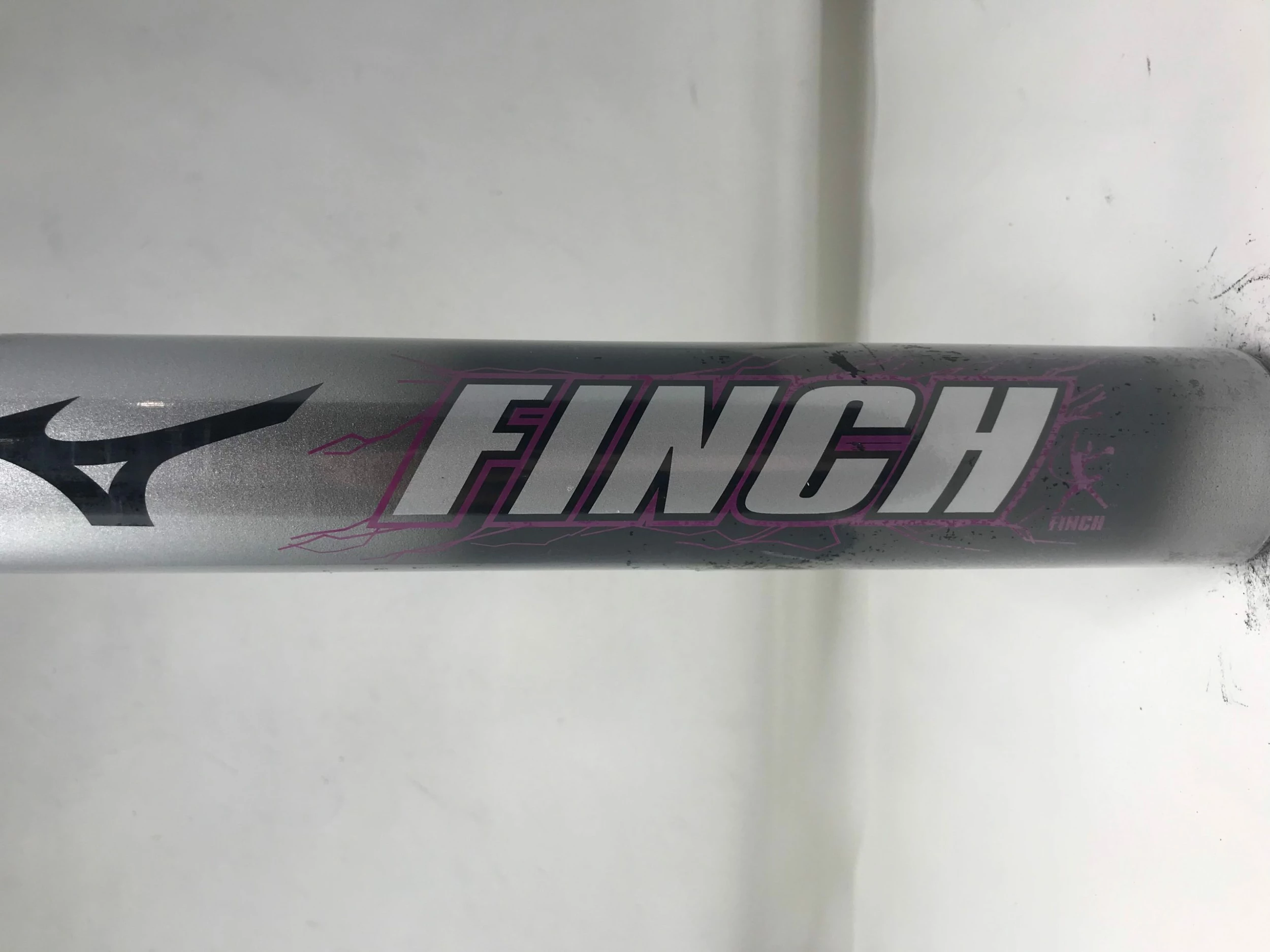 New Other Mizuno 340185 30/18.5 Finch Alloy Fastpitch Softball Bat