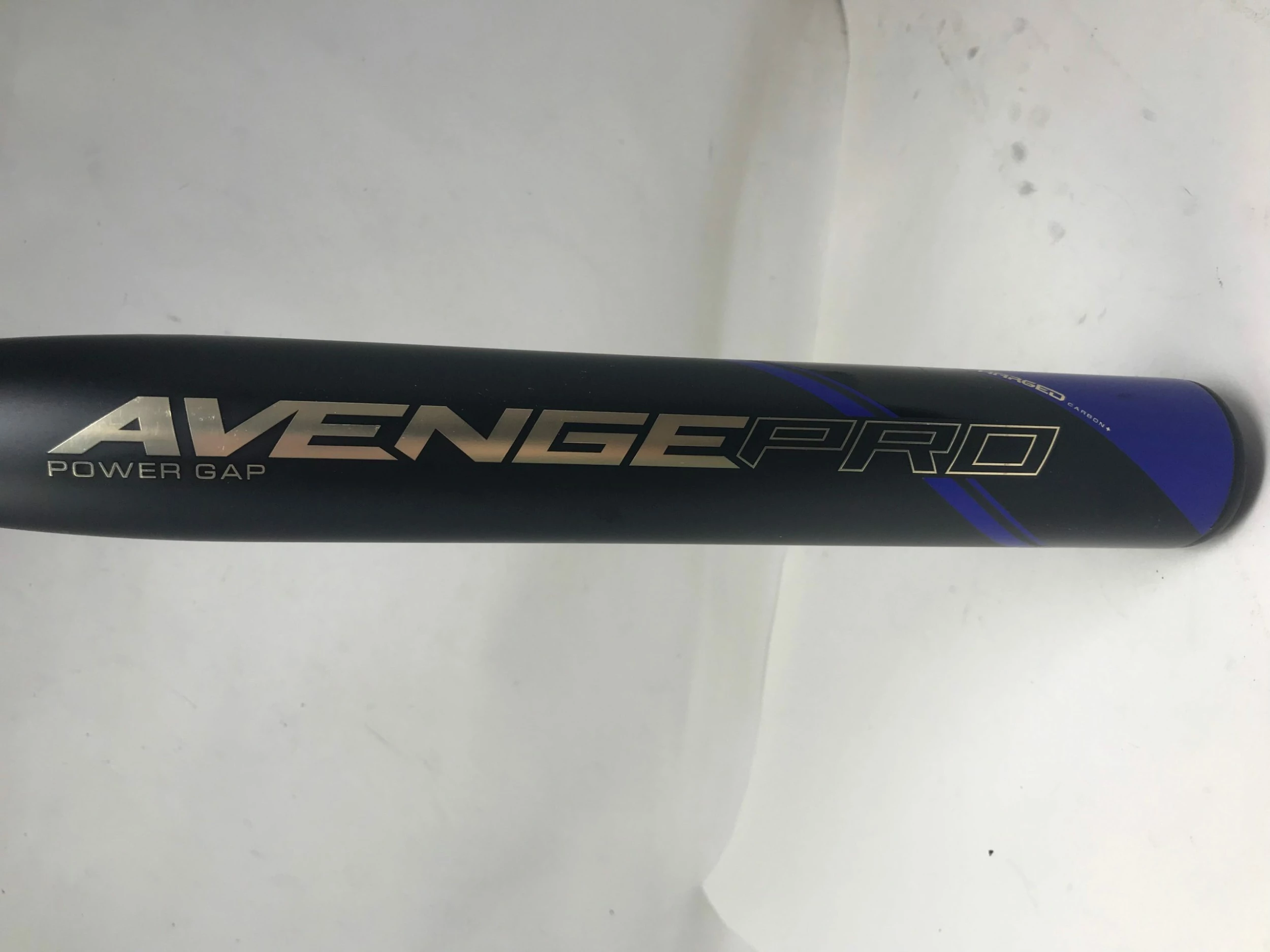 Used Axe Avenge Pro Power Gap -9 33/24 Fastpitch Softball Bat: L158J Black/Blue