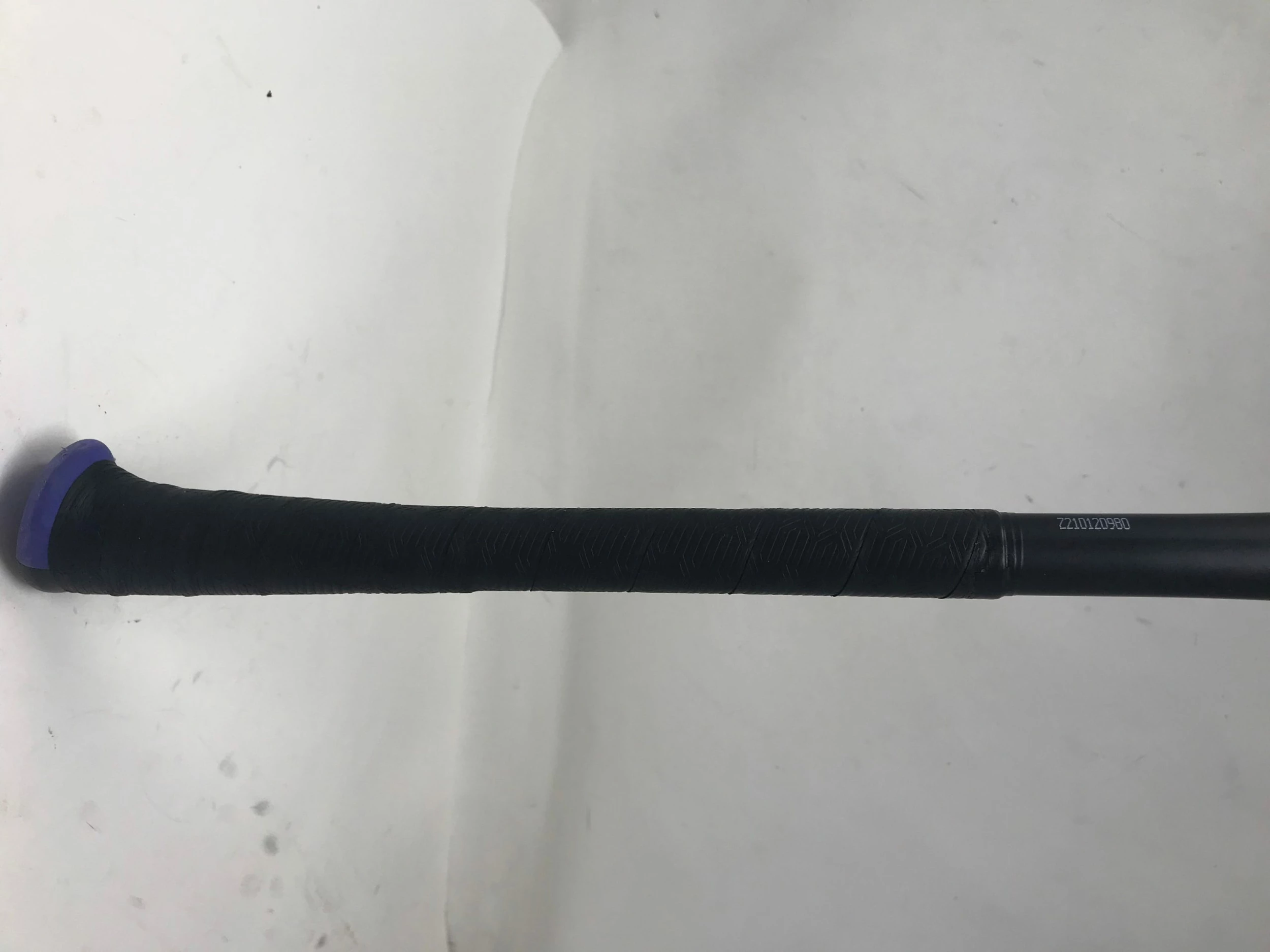 Used Axe Avenge Pro Power Gap -9 33/24 Fastpitch Softball Bat: L158J Black/Blue - Image 3